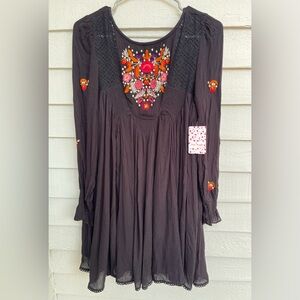 New Free People Boho Dress Black Embroidered Floral NWT Open Back
